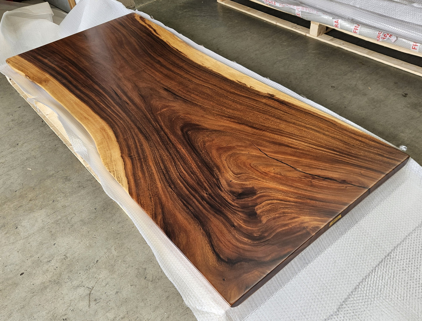 Table number 11 (240x103cm)