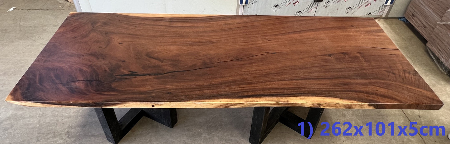 Table number 1 (262x101cm)