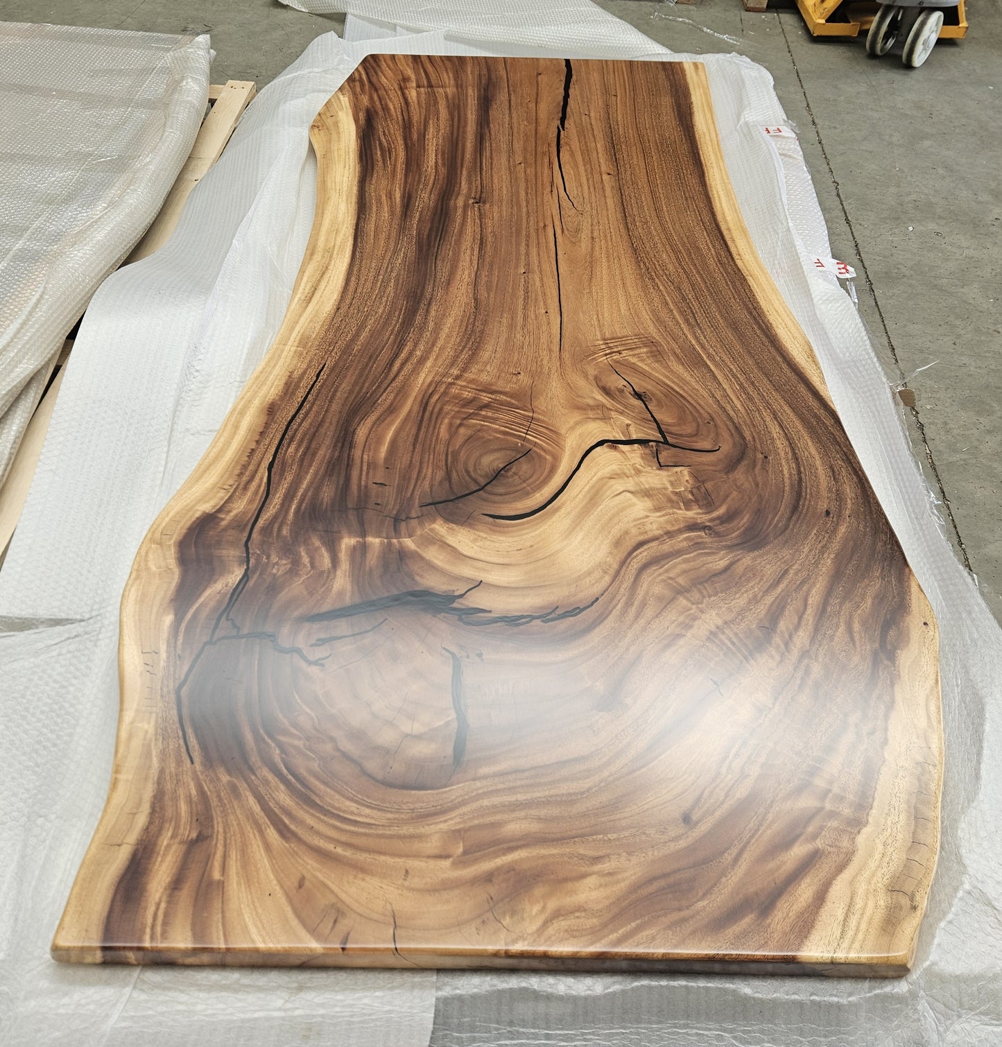 Table number 10 (211x100cm)