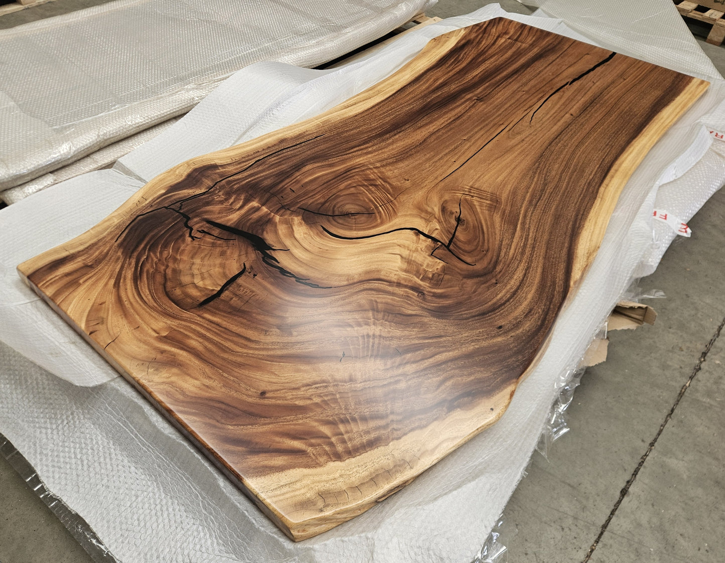 Table number 10 (211x100cm)