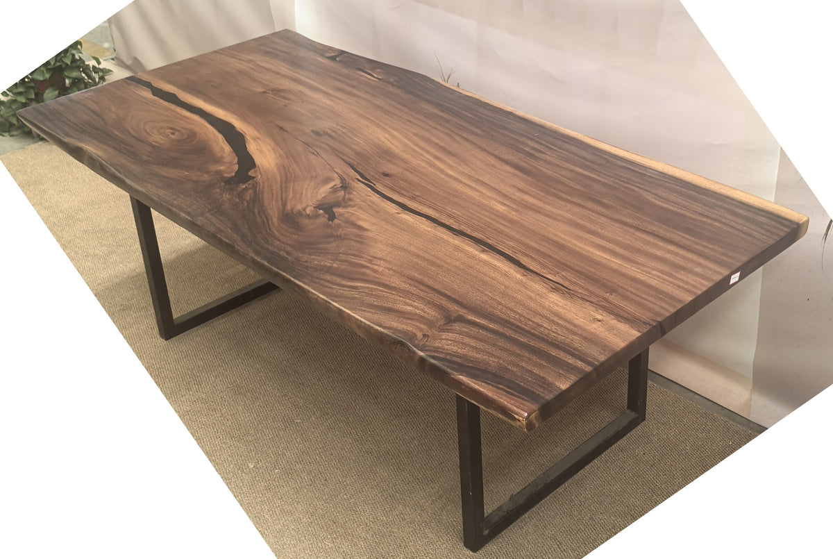 Table number 117 (209x105cm)