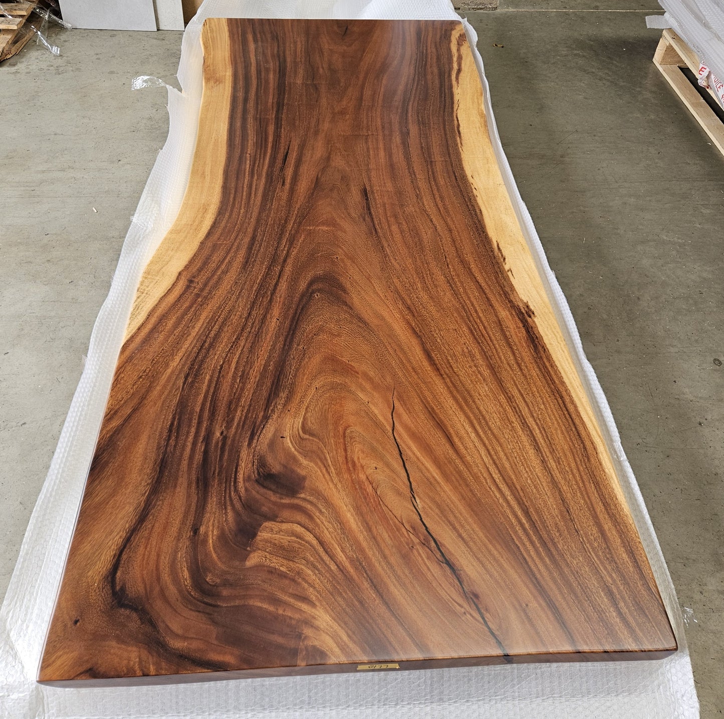 Table number 11 (240x103cm)