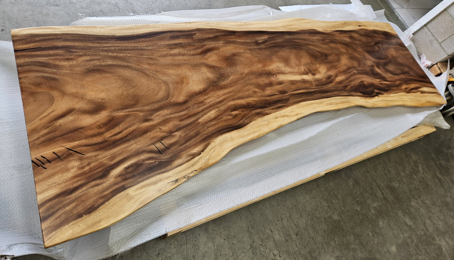 Table number 12 (294x93cm)