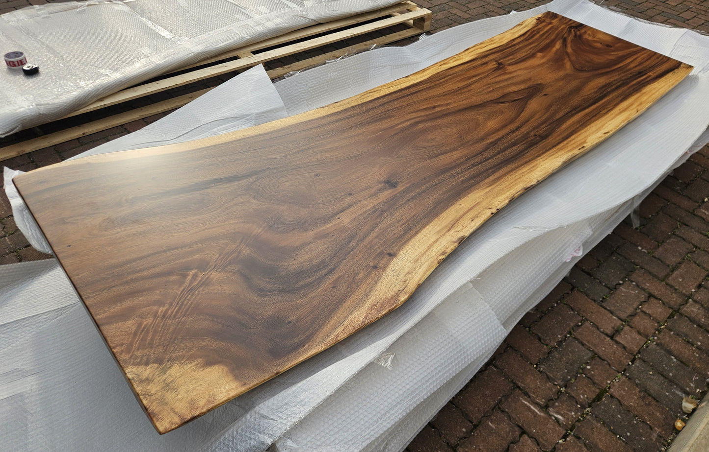 Table number 13 (270x95cm)