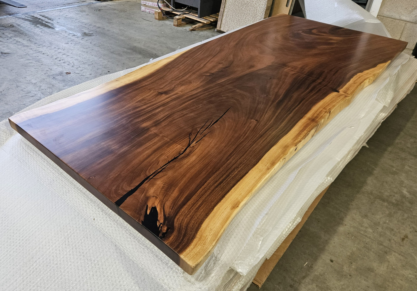 Table number 14 (250x102cm)