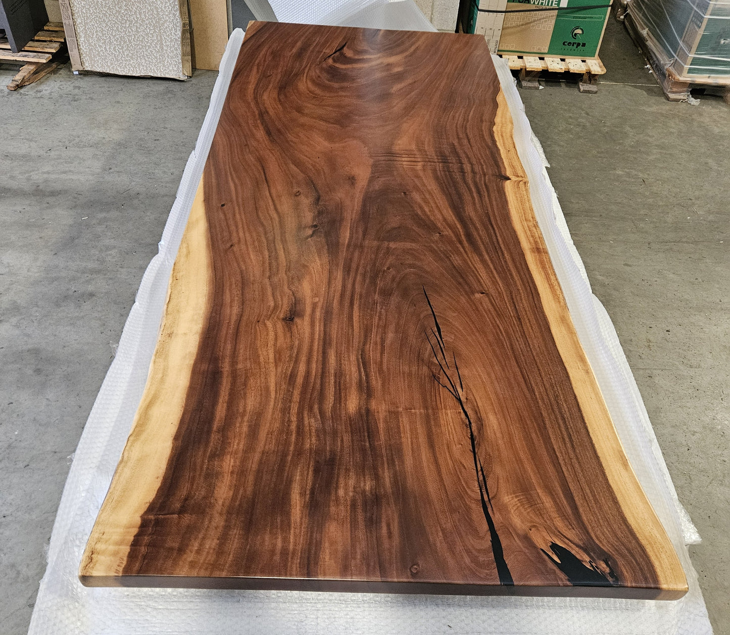 Table number 14 (250x102cm)