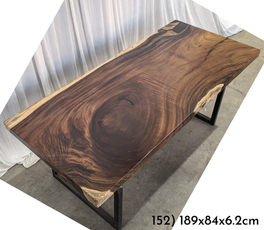Table number 152 (189x84cm)