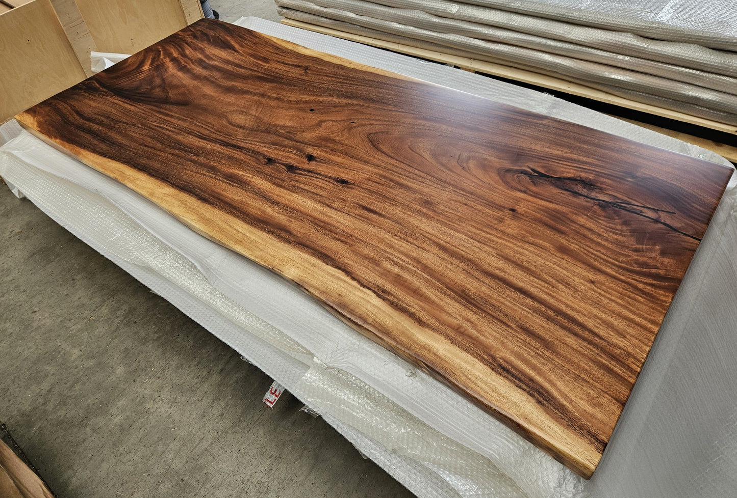Table number 15 (211x95cm)