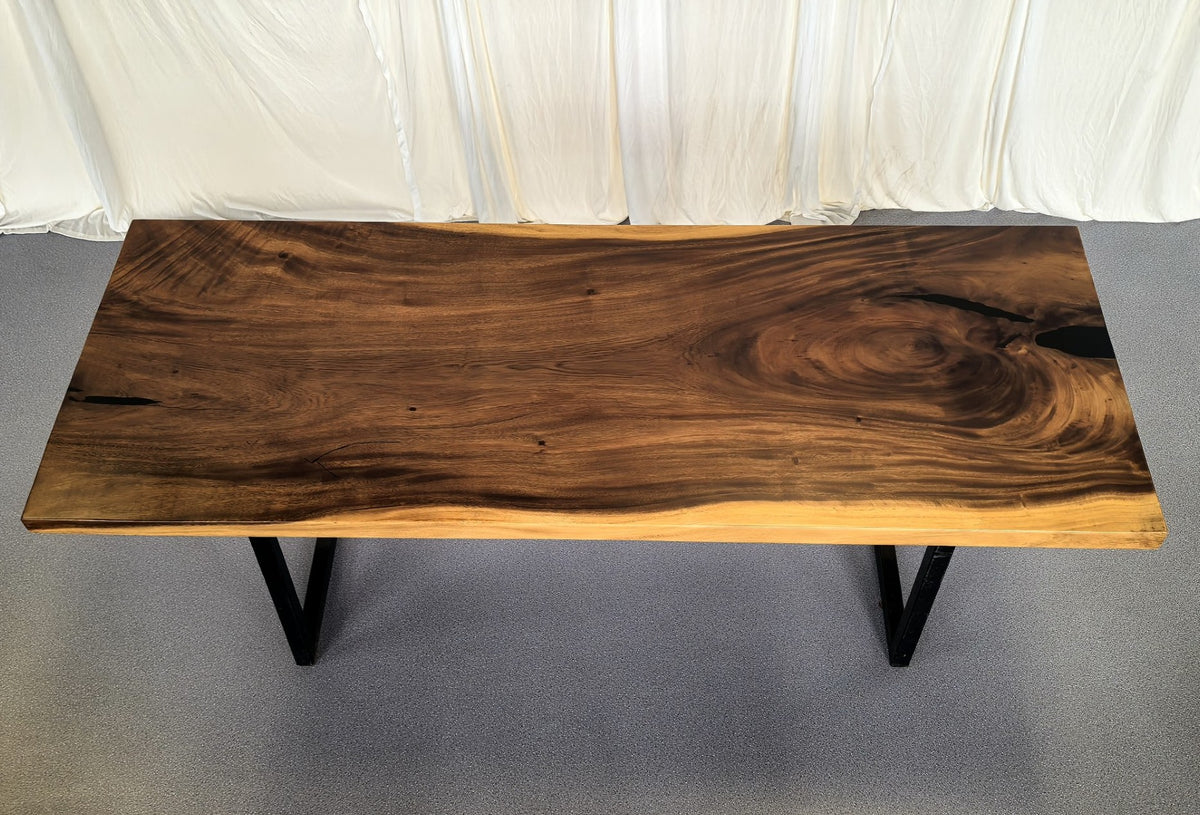 Table number 160 (207x81cm)