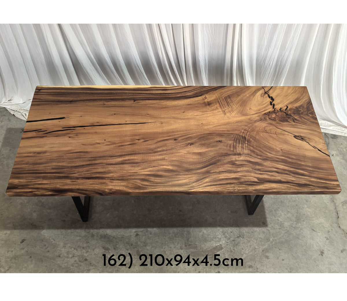 Table number 162 (210x94cm)
