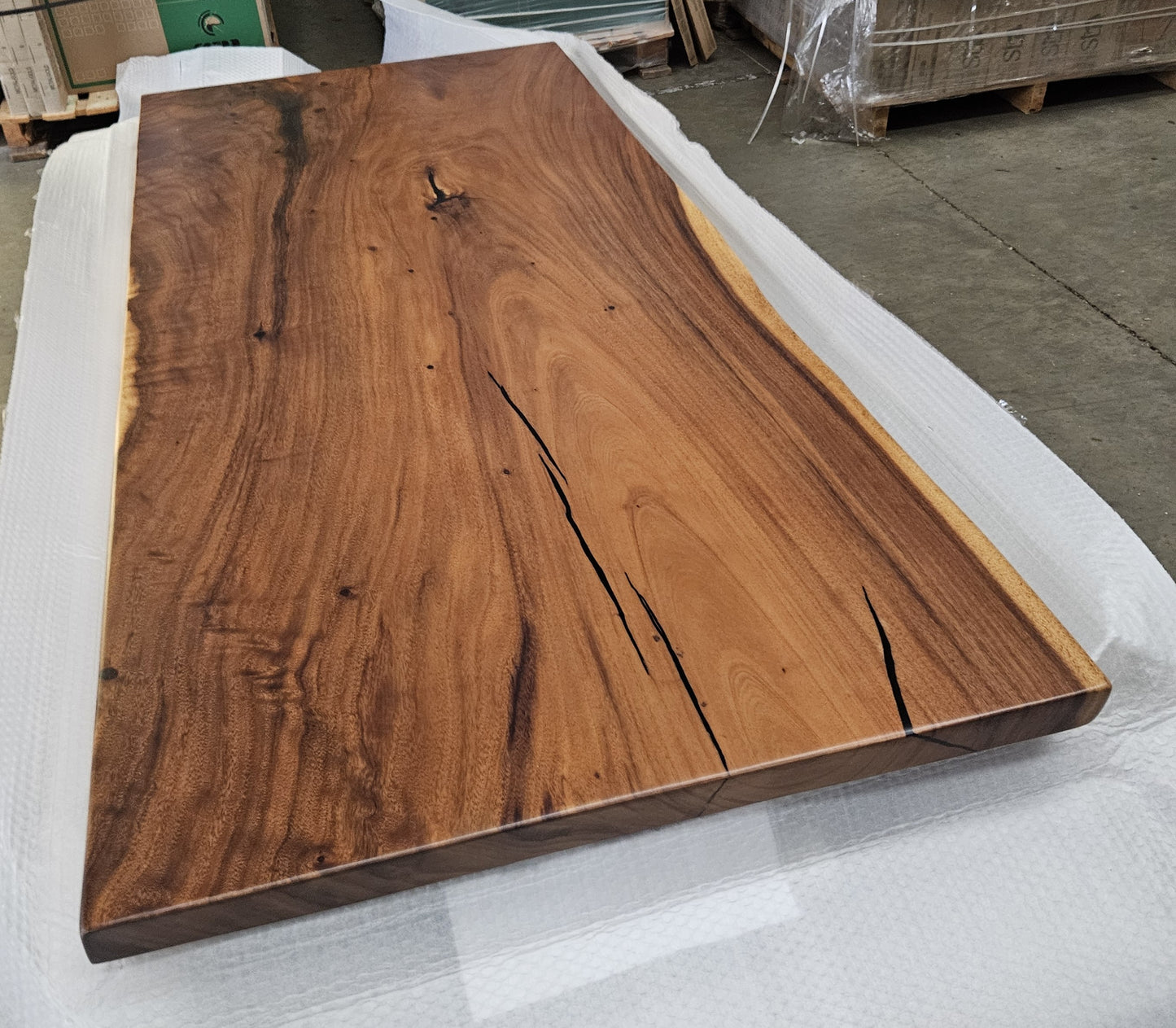 Table number 16 (207x92cm)