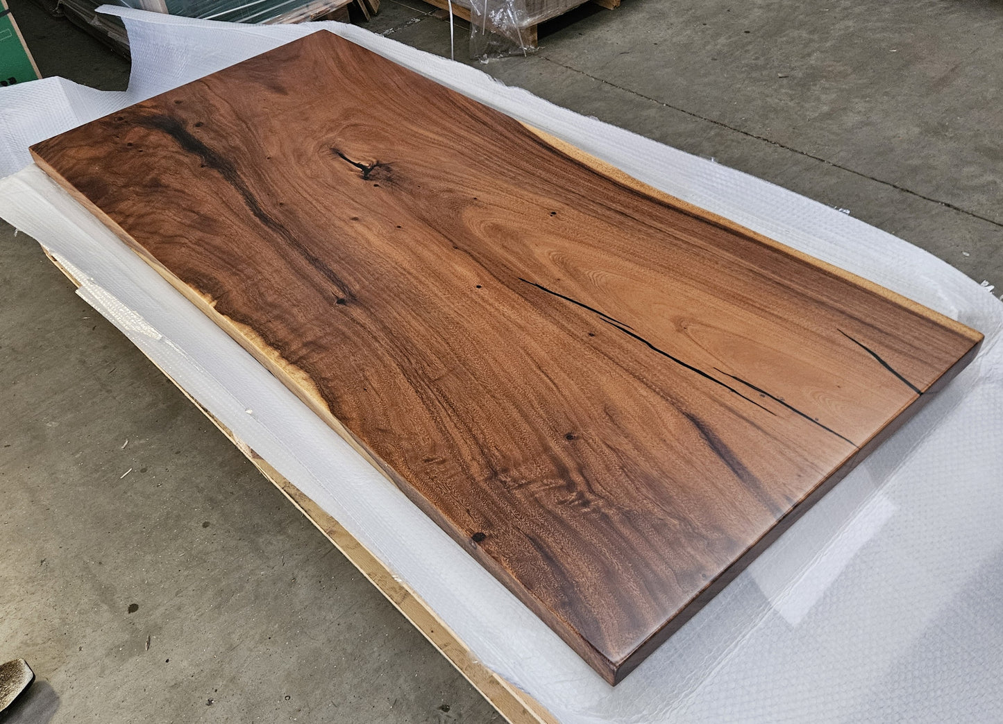 Table number 16 (207x92cm)