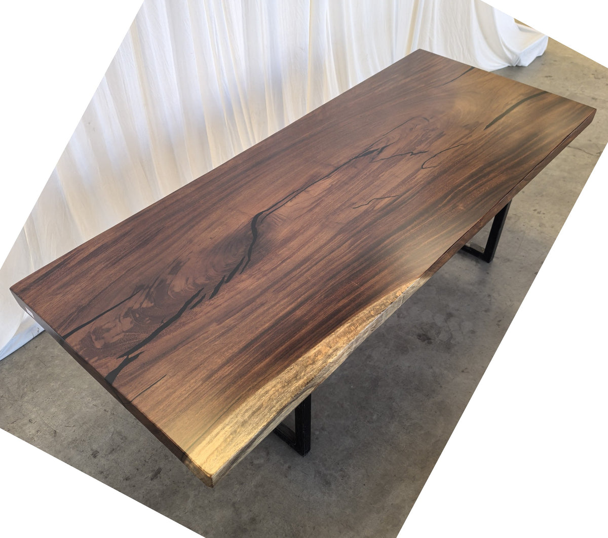 Table number 173 (220x87cm)