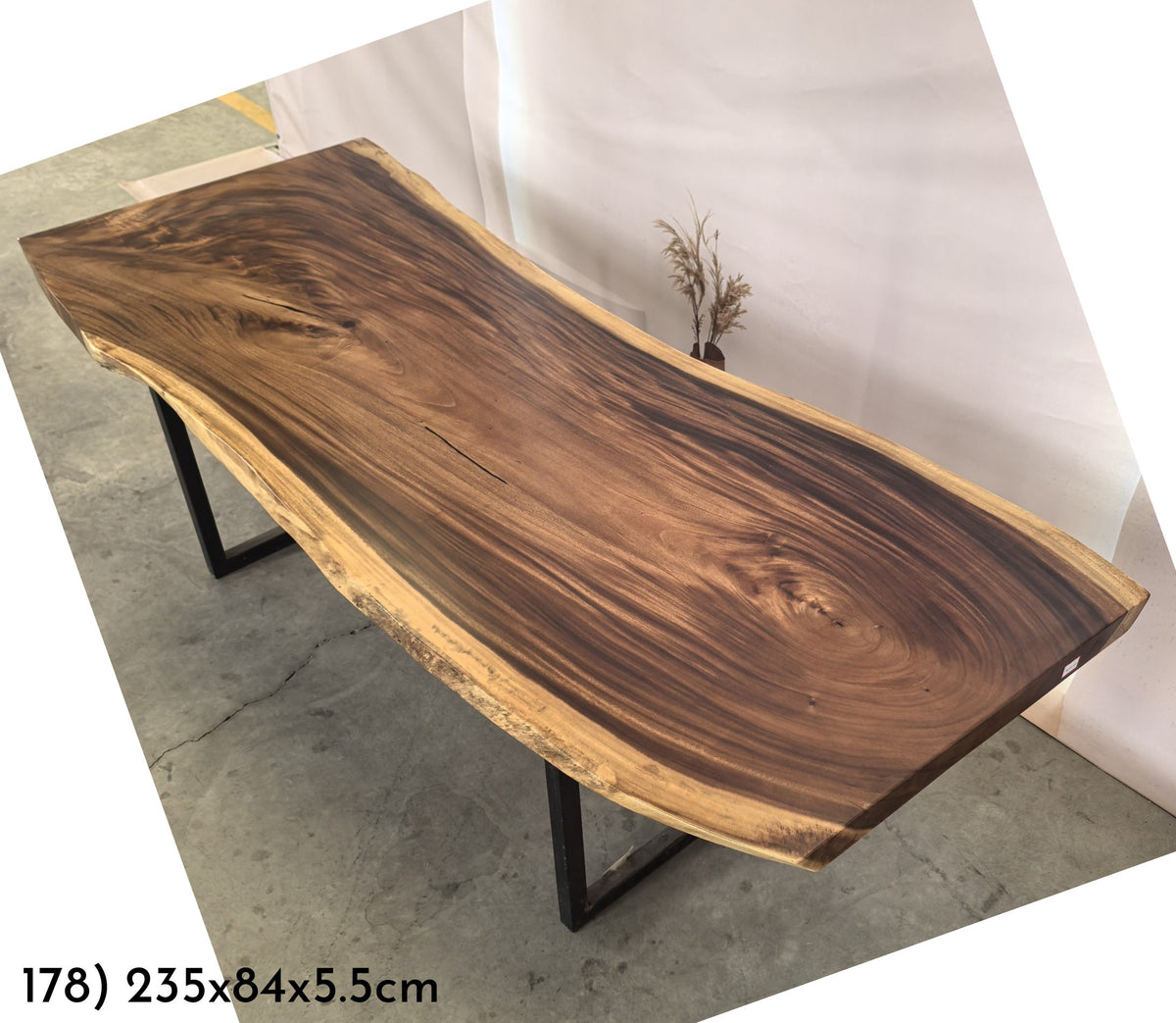 Table number 178 (235x84cm)