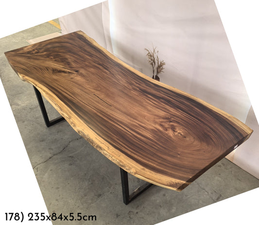 Table number 178 (235x84cm)
