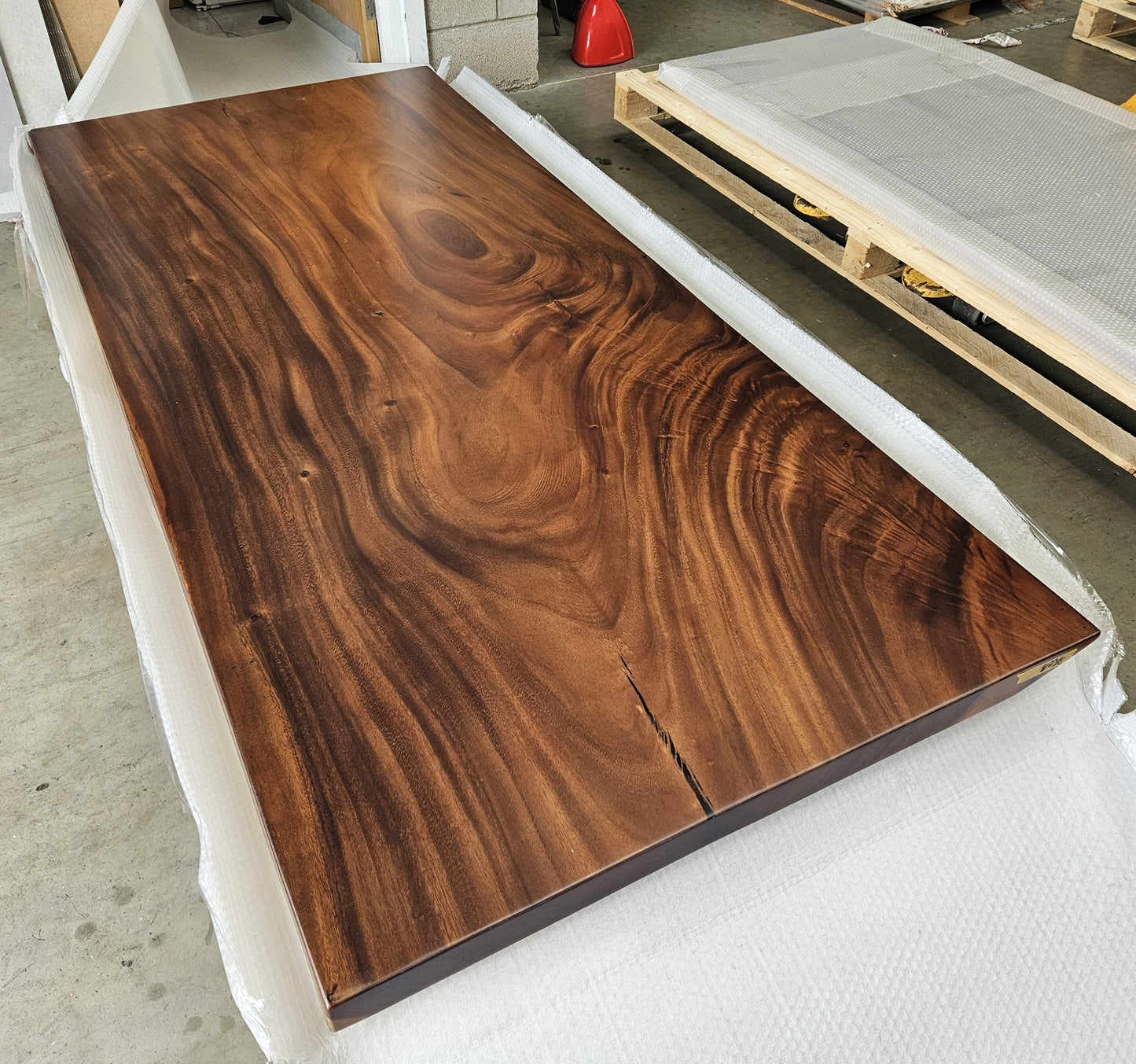 Table number 17 (225x100cm)
