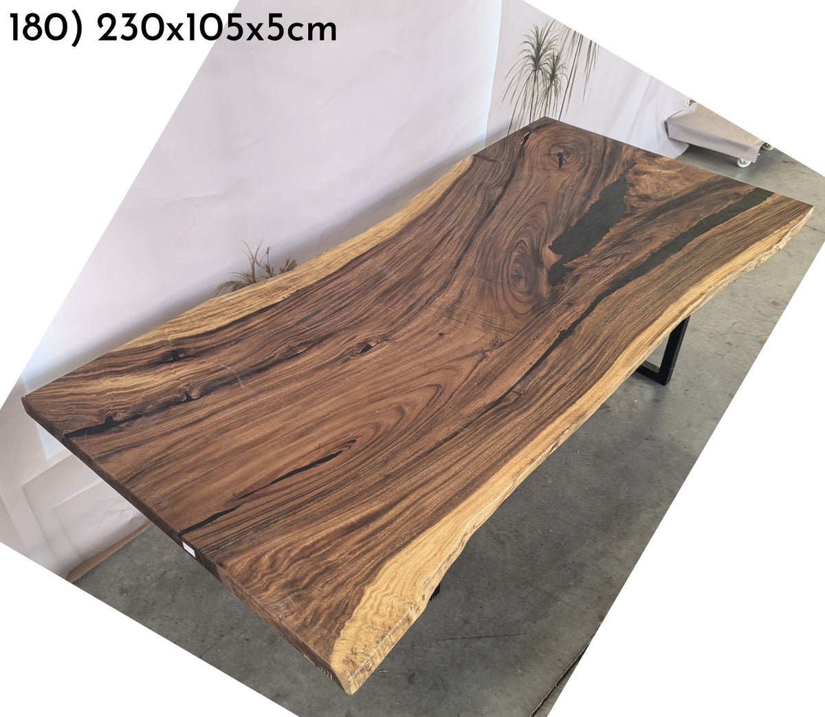 Table number 180 (230x105cm)