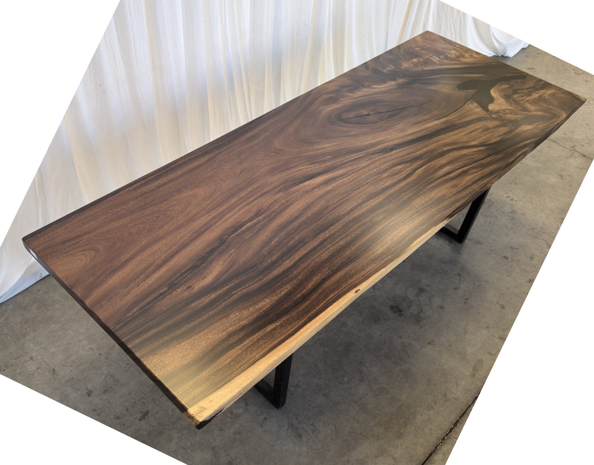 Table number 186 (228x85cm)