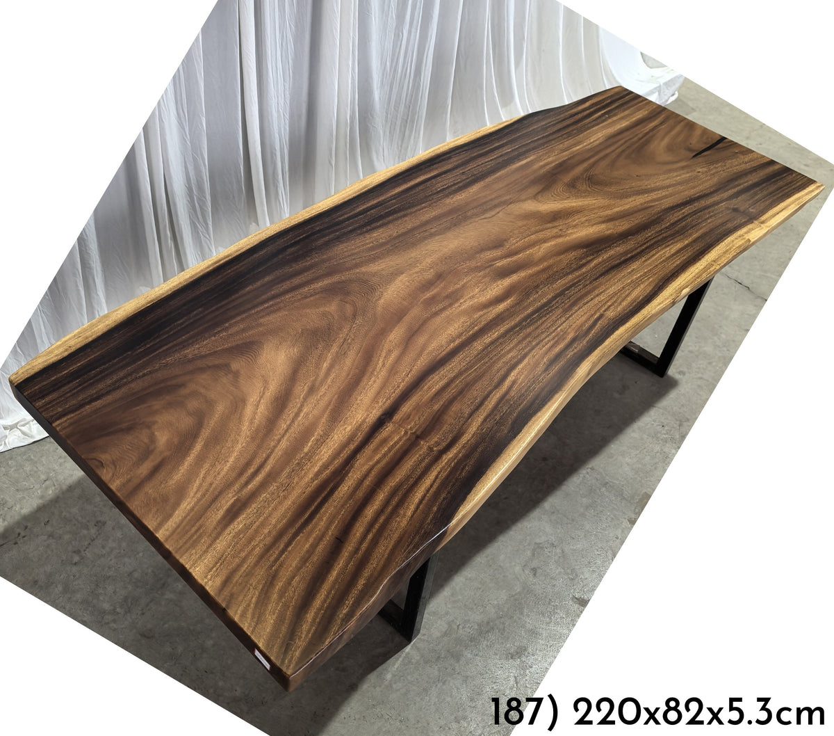 Table number 187 (220x82cm)