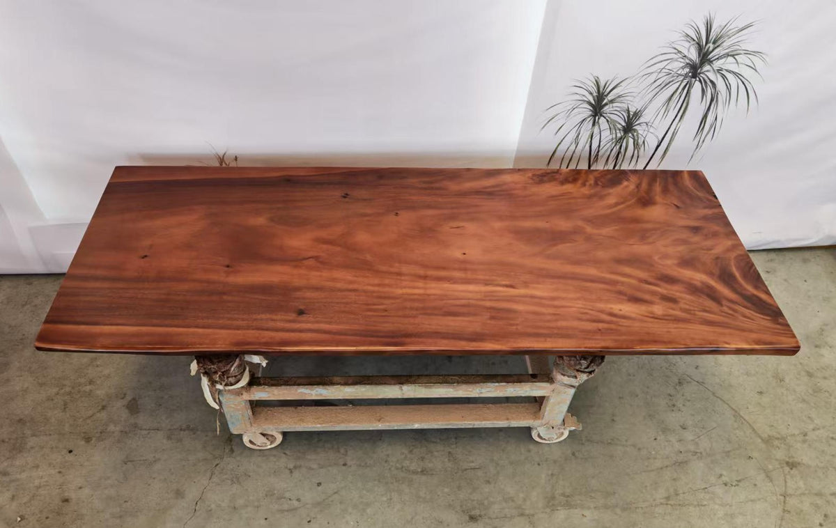 Table number 188 (230x89cm)