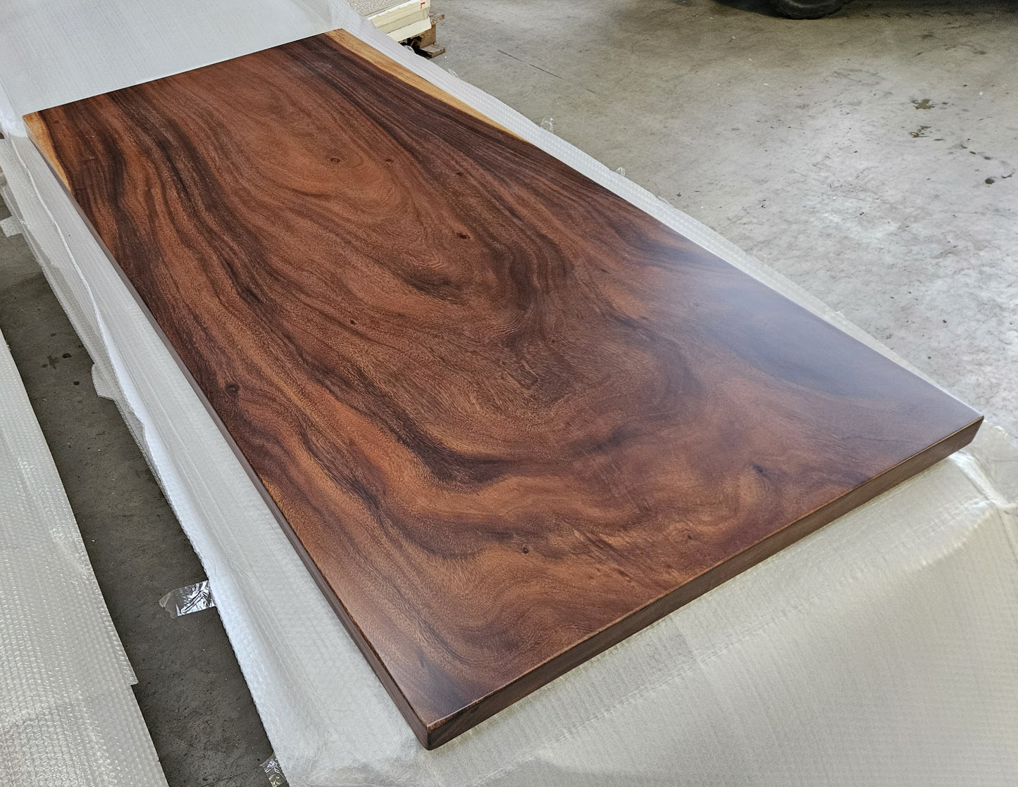 Table number 18 (205x99cm)