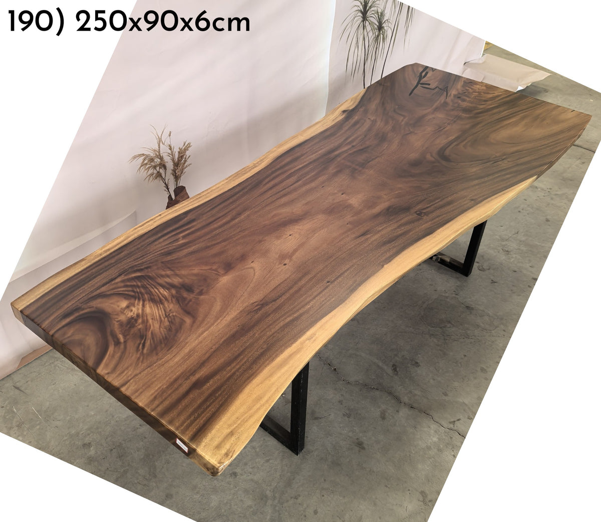 Table number 190 (250x90cm)