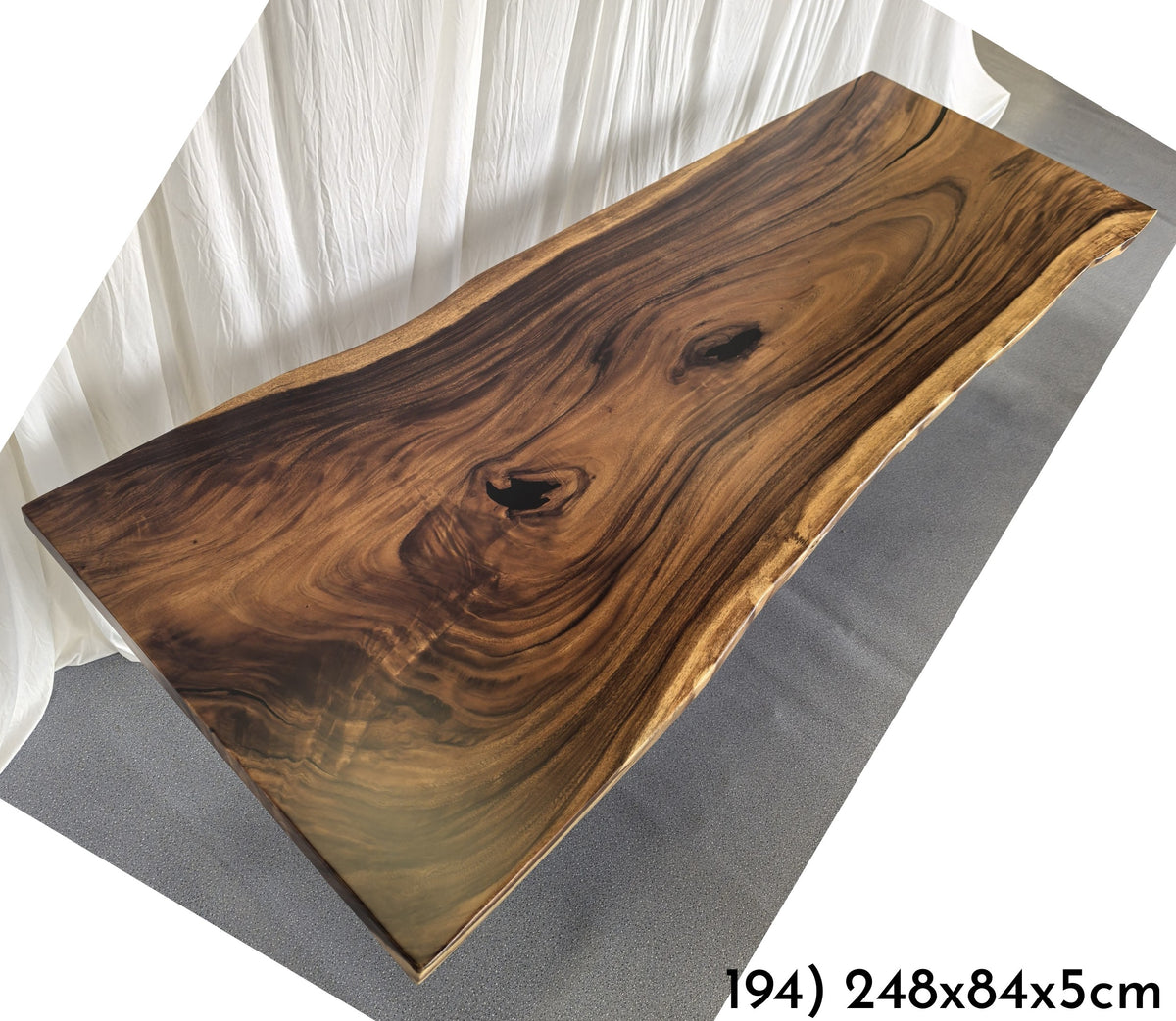 Table number 194 (248x84cm)