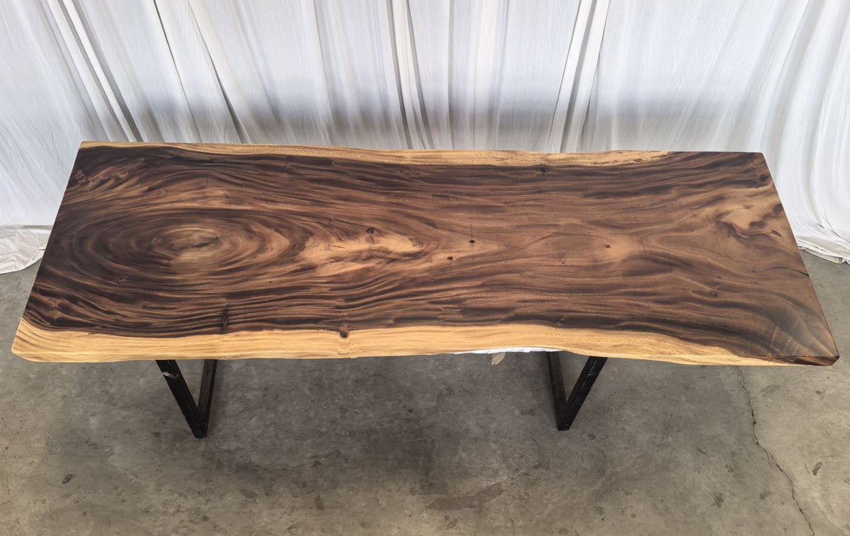 Table number 199 (240x83cm)