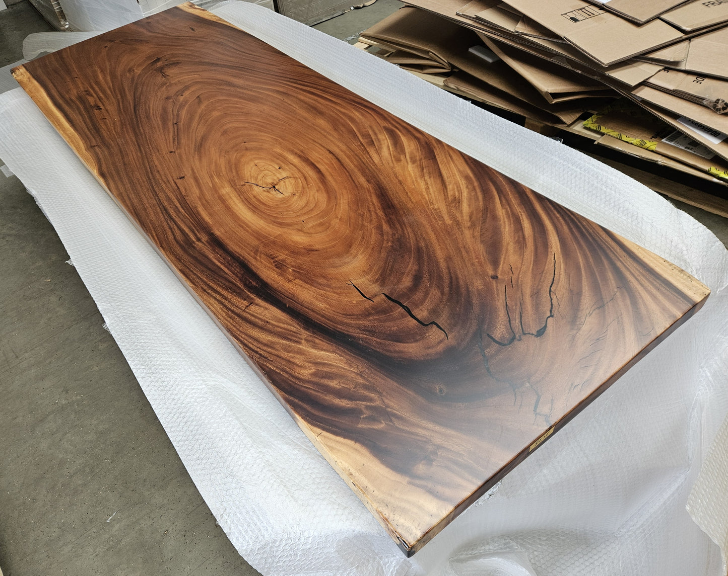 Table number 20 (234x82cm)