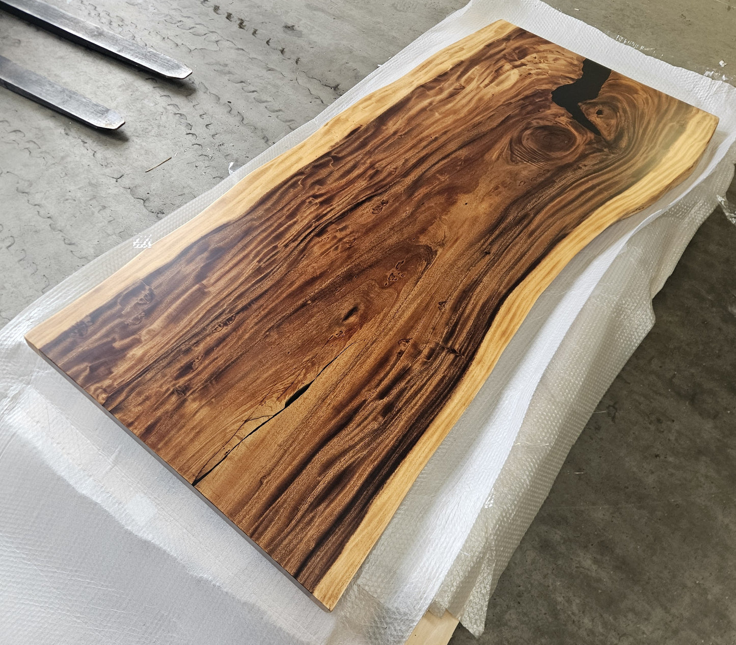 Table number 22 (200x93cm)