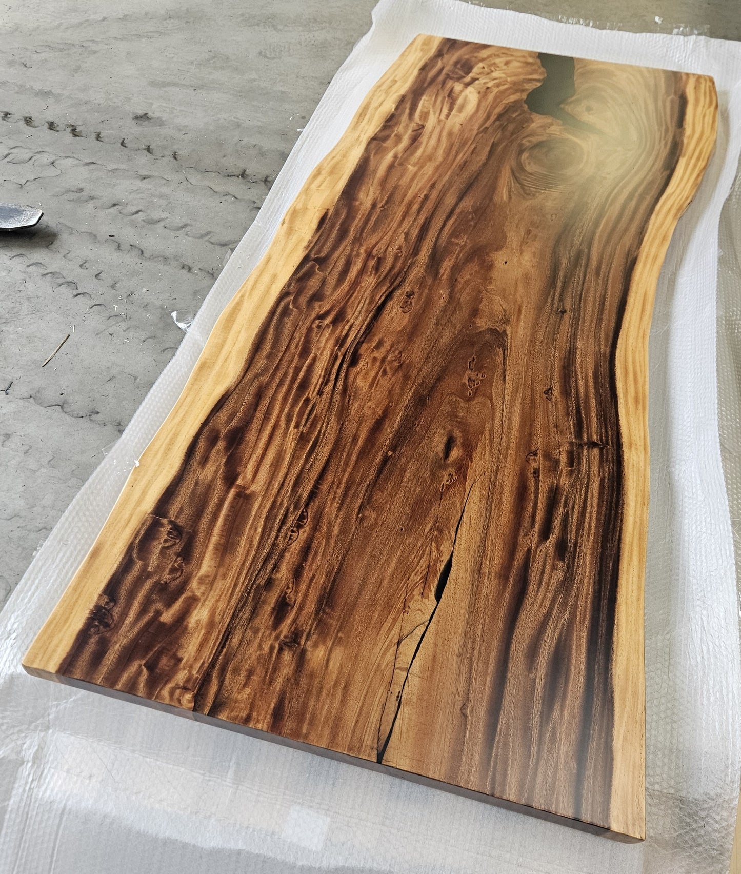 Table number 22 (200x93cm)