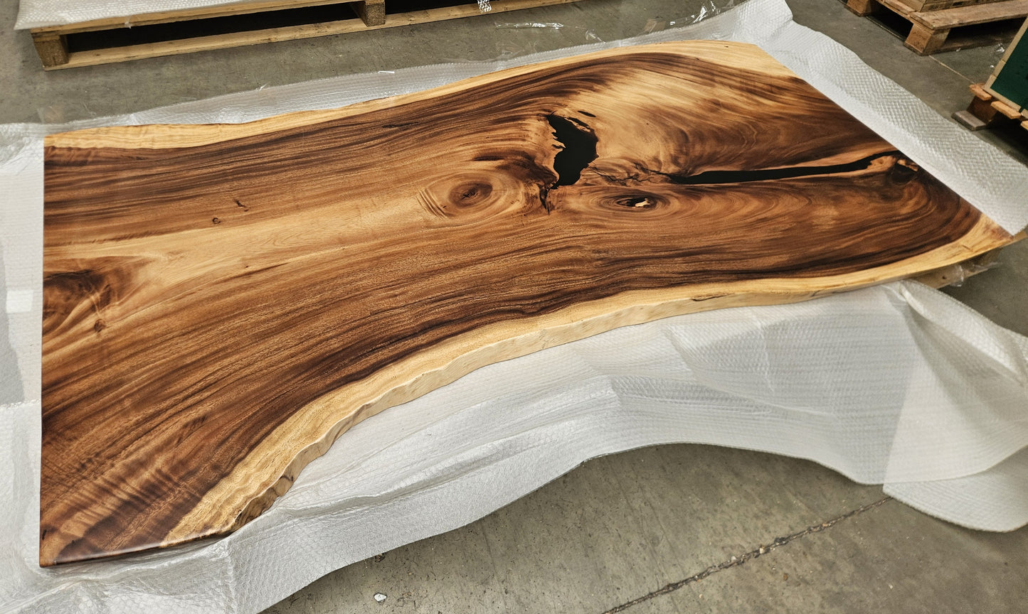 Table number 24 (222x112cm)