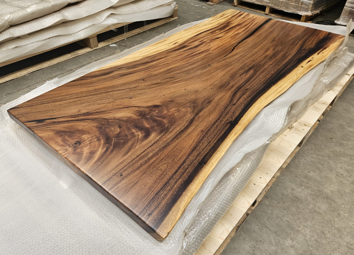 Table number 26 (210x100cm)