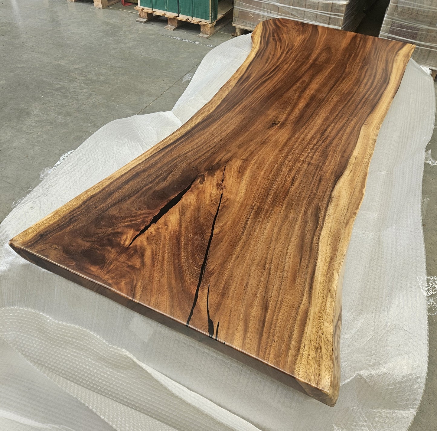 Table number 28 (212x88cm)