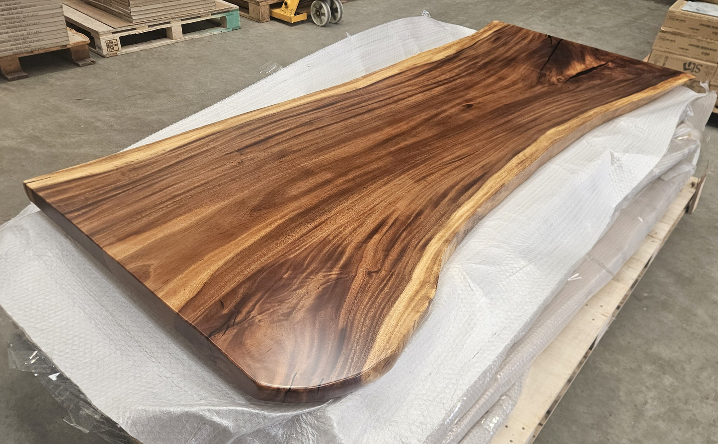 Table number 28 (212x88cm)