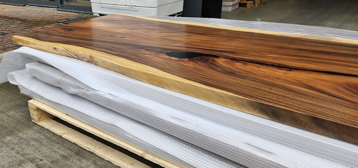 Table number 29 (298x96cm)