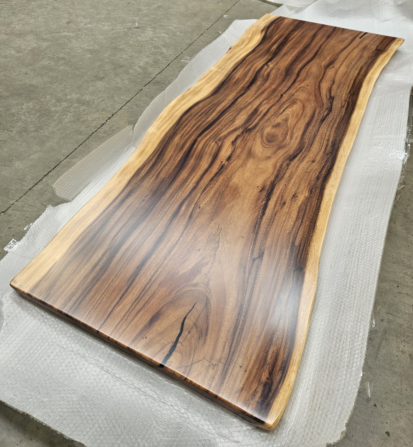 Table number 2 (227x88cm)