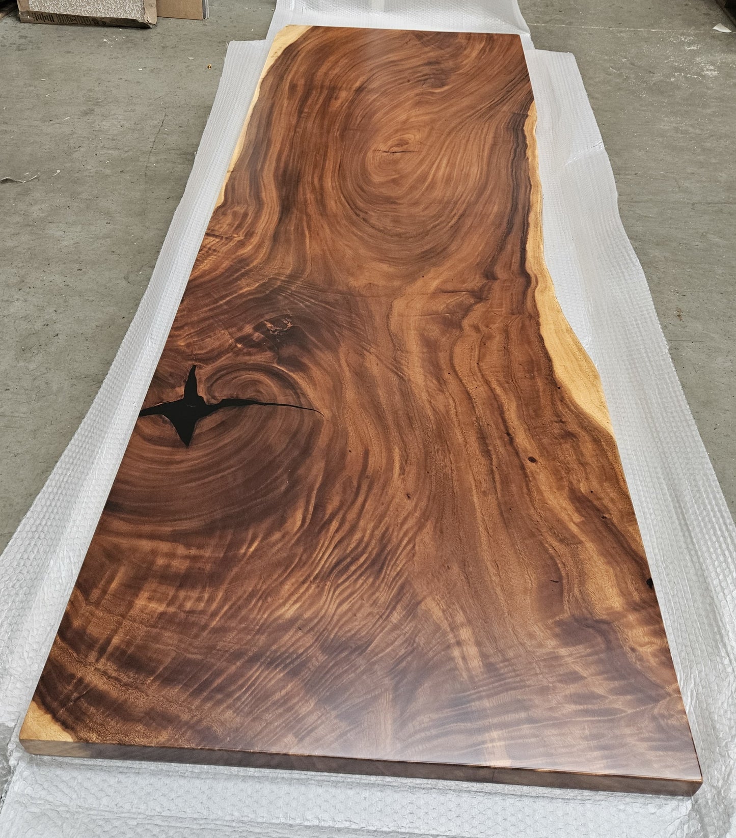 Table number 2 (252x88cm)