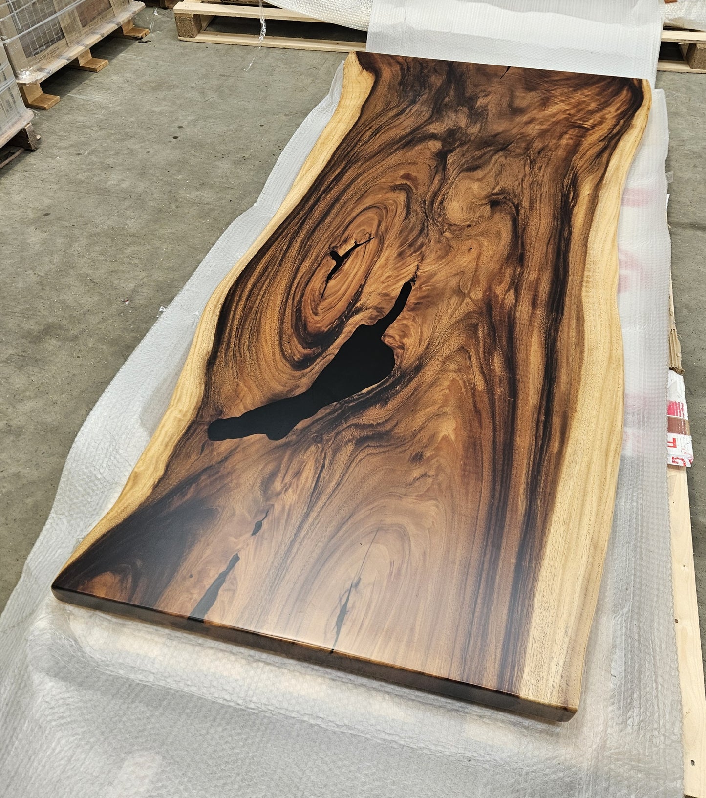 Table number 30 (219x97cm)