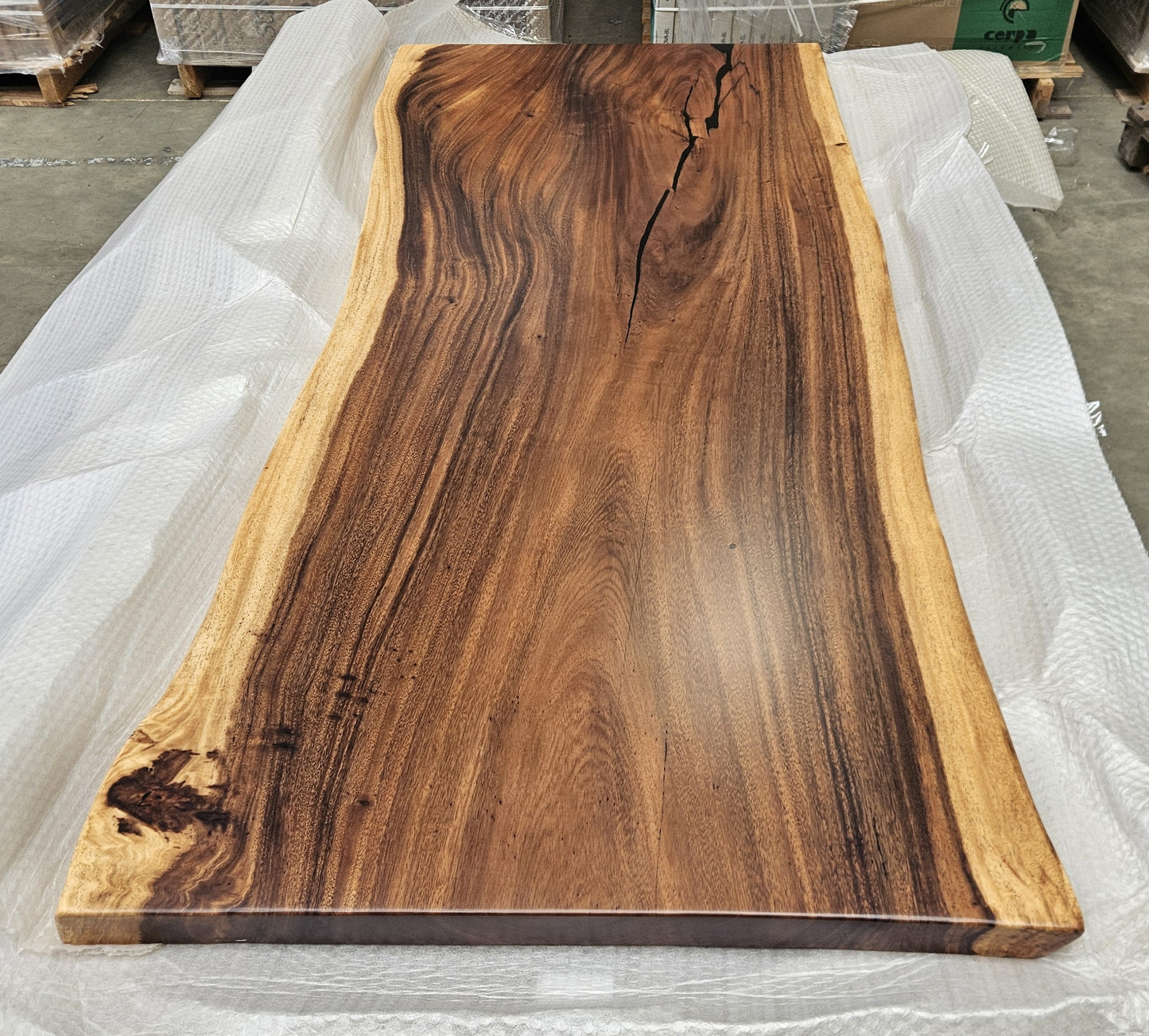 Table number 31 (180x82cm)