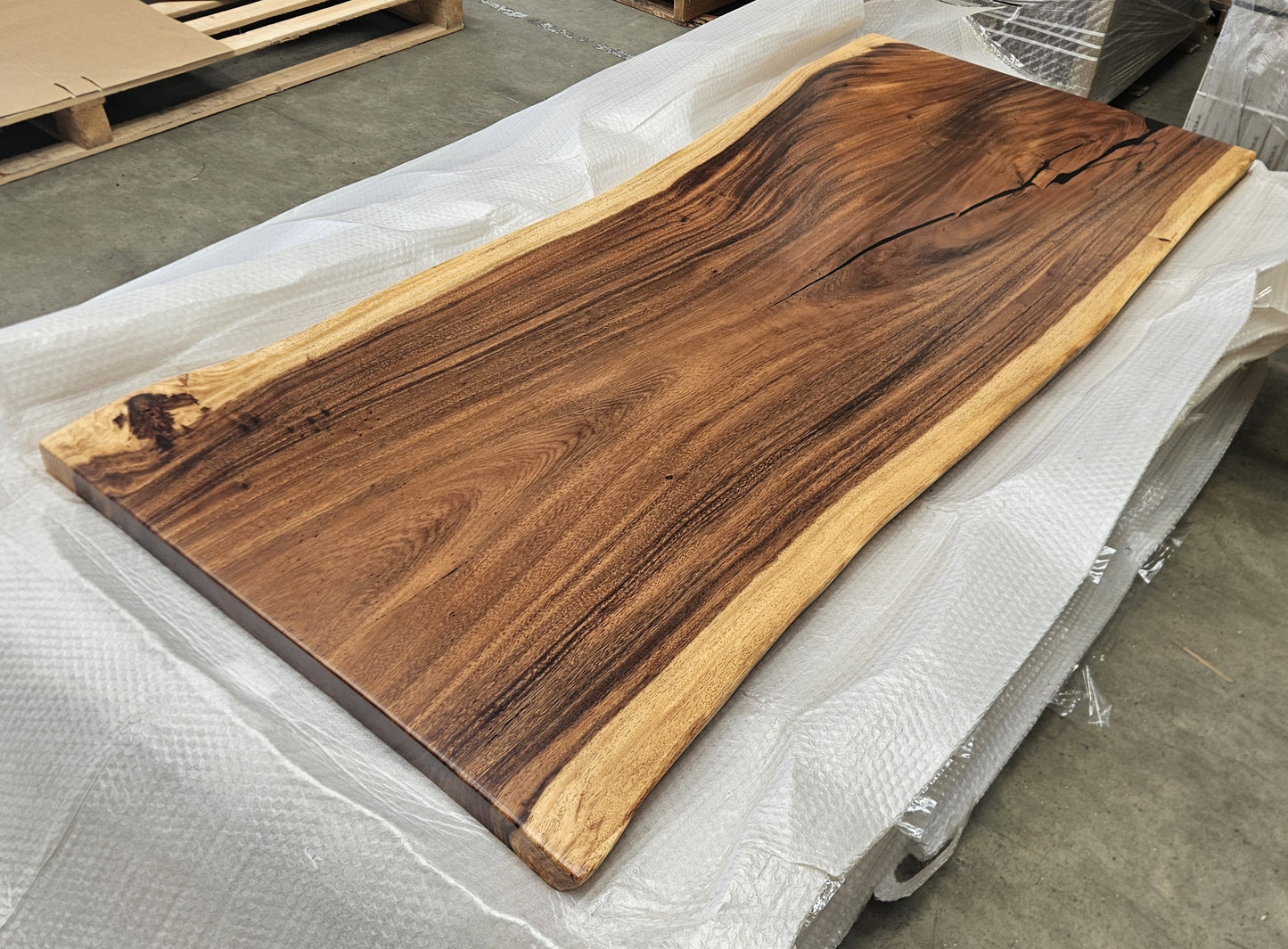 Table number 31 (180x82cm)