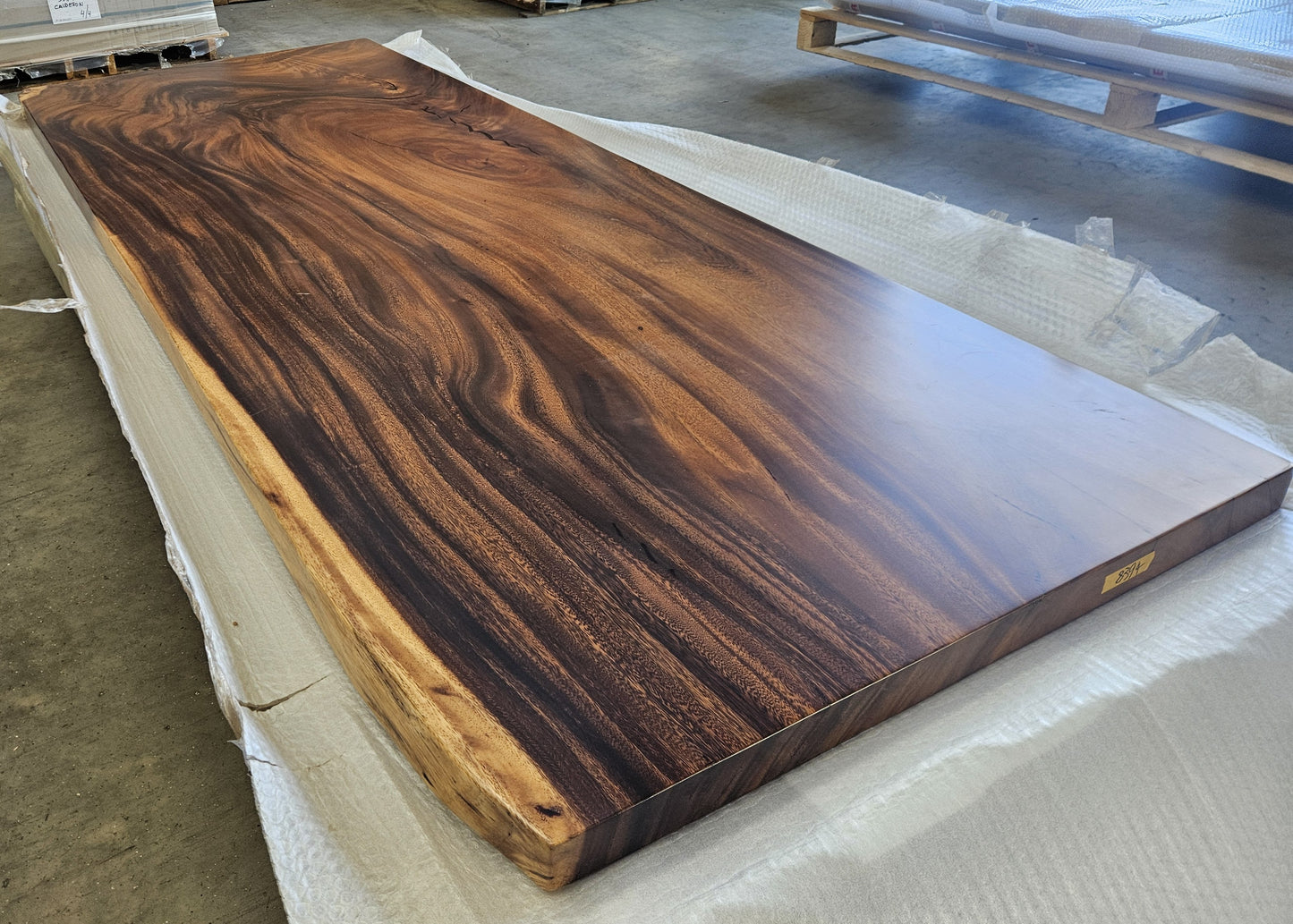 Table number 32 (240x90cm)