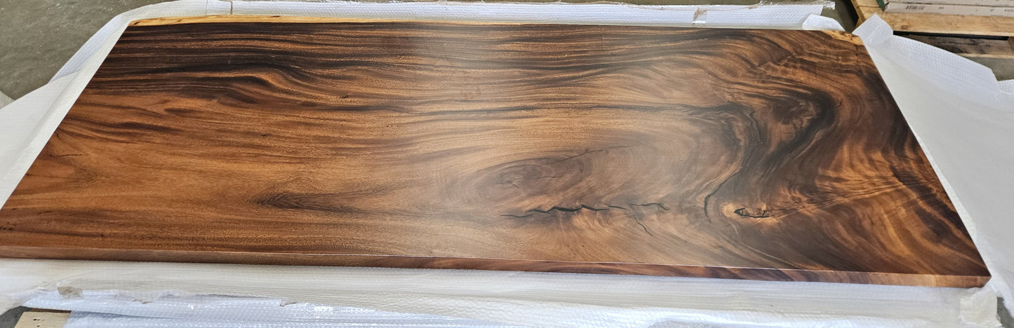 Table number 32 (240x90cm)