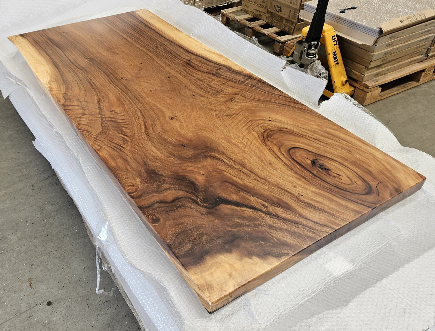 Table number 33 (188x86cm)