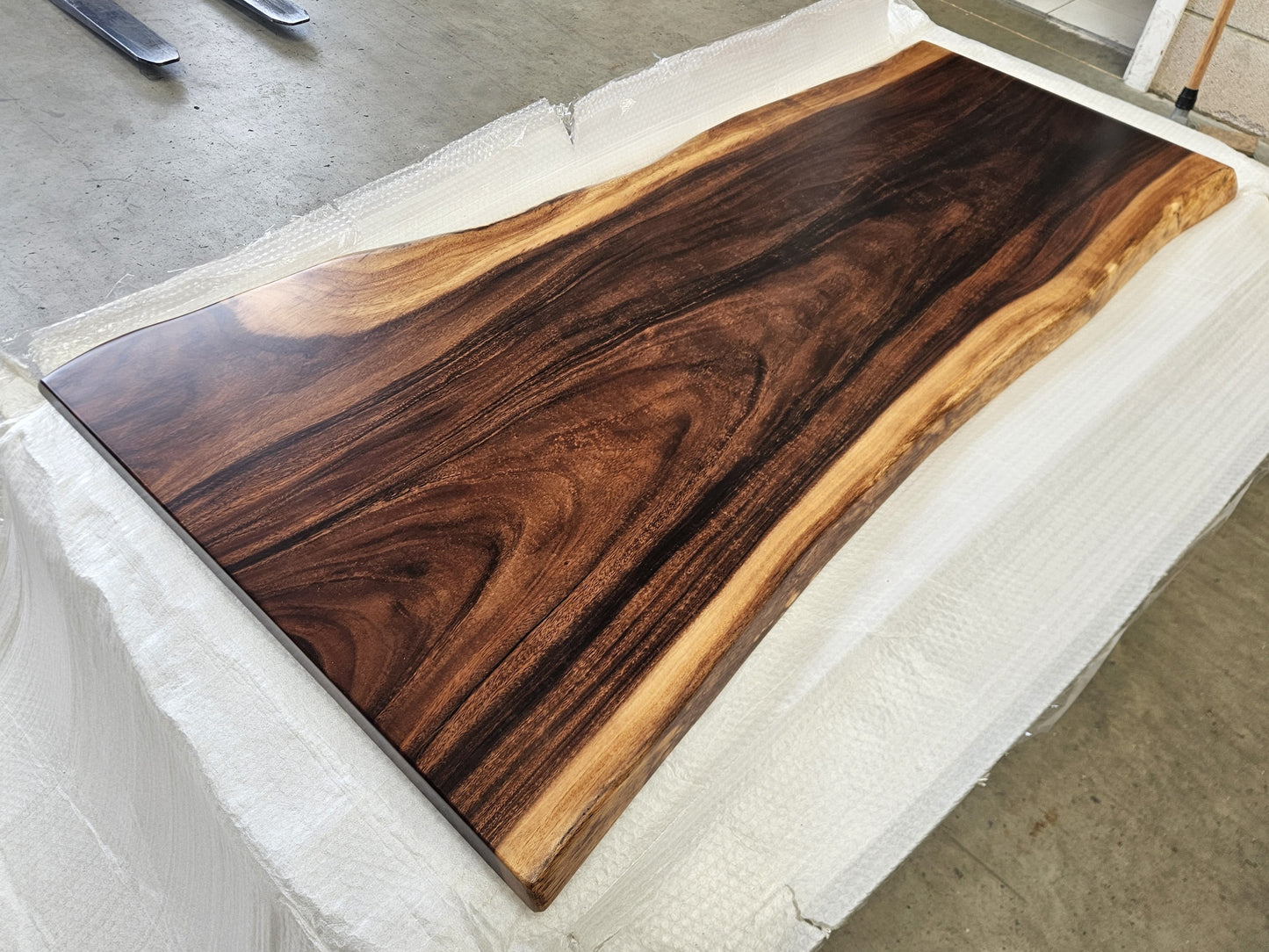 Table number 34 (173x83cm)