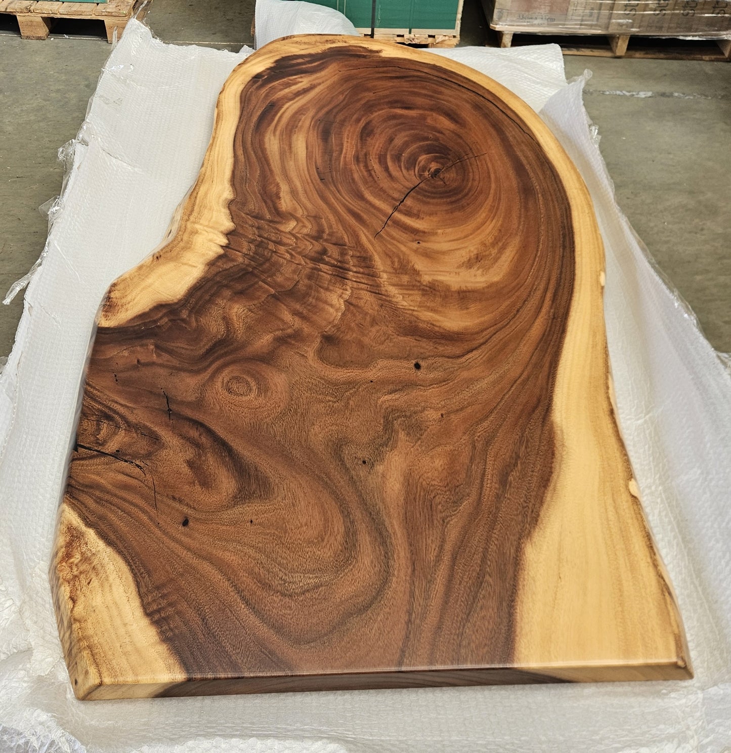 Table number 37 (182x82cm)