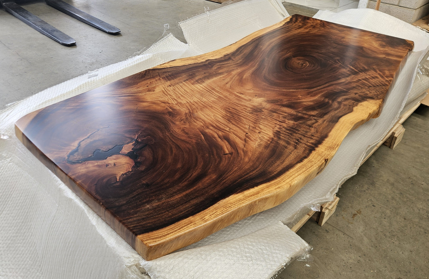 Table number 39 (180x82cm)