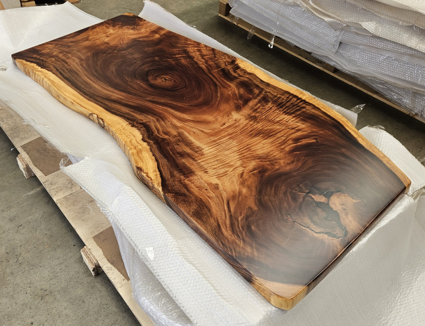 Table number 39 (180x82cm)