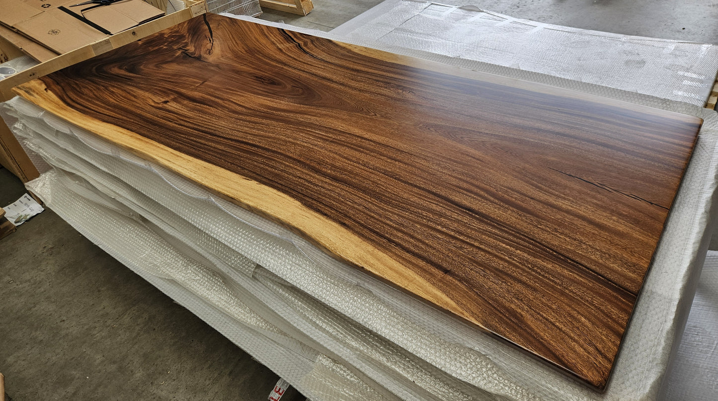 Table number 3 (240x105cm)