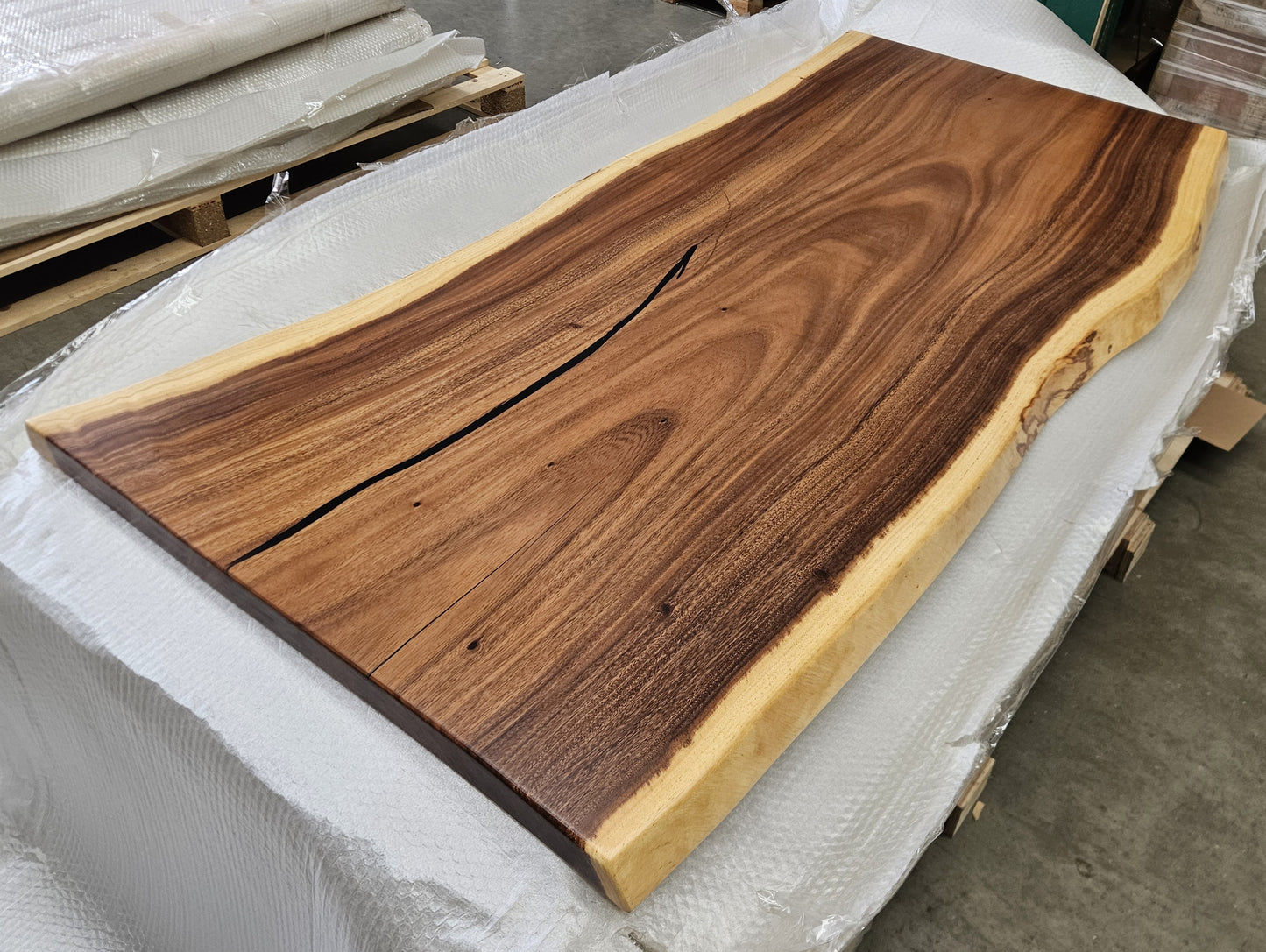 Table number 40 (182x88cm)